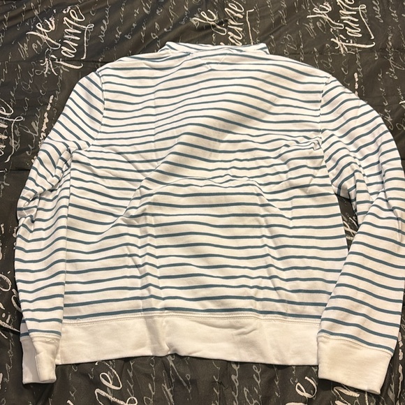 Tommy Hilfiger - Picture 3 of 4